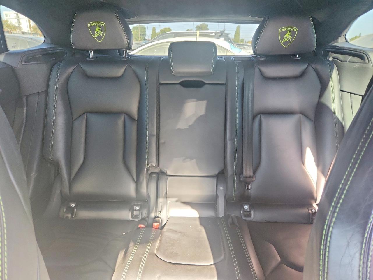 2019 Lamborghini Urus - zdjęcie 10