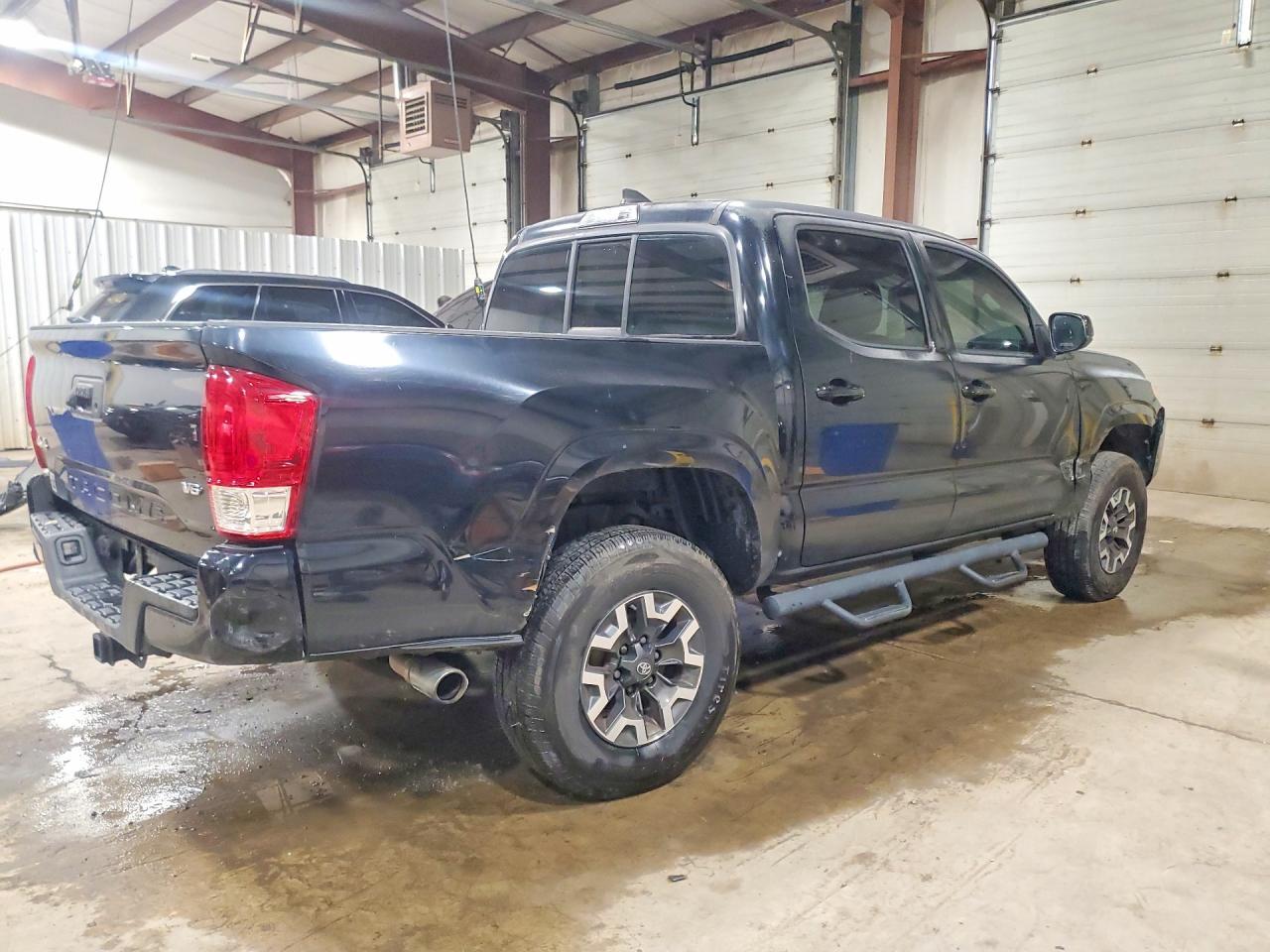2018 Toyota Tacoma Sr V6 - zdjęcie 3