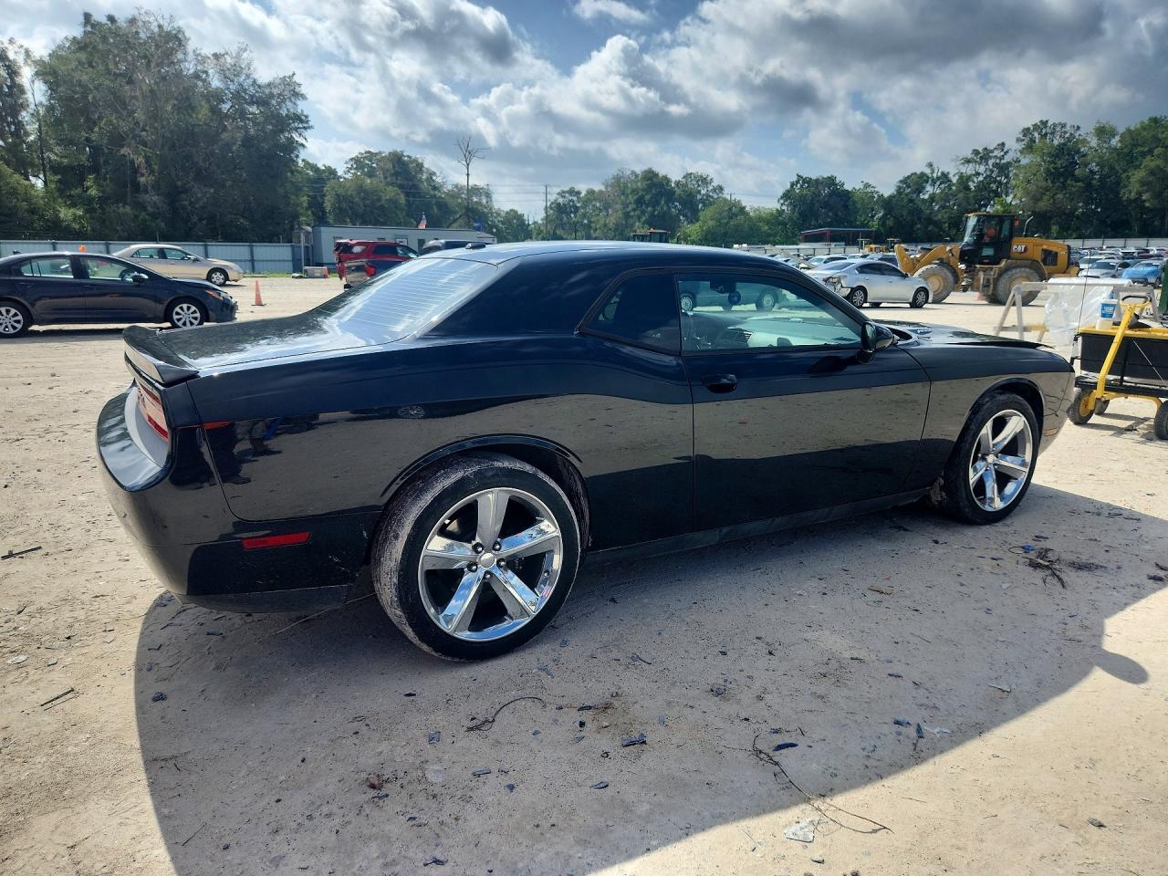 2014 Dodge Challenger R/T - zdjęcie 3