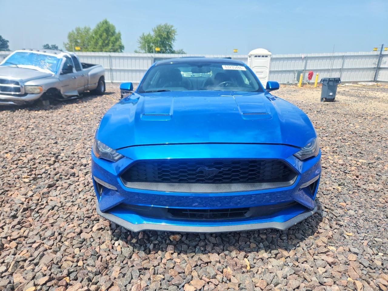 2019 Ford Mustang - zdjęcie 5