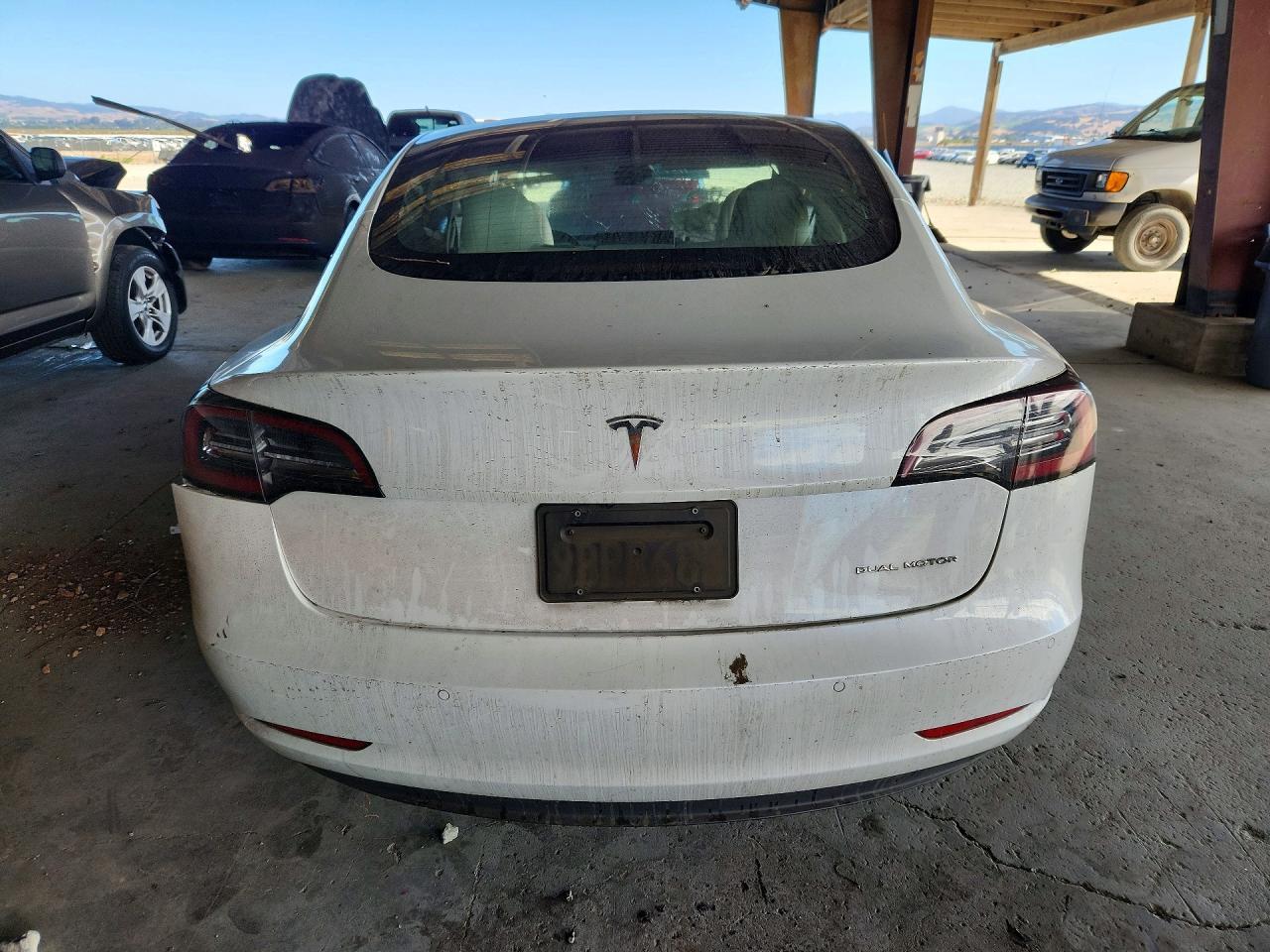 2022 Tesla Model 3 - zdjęcie 6