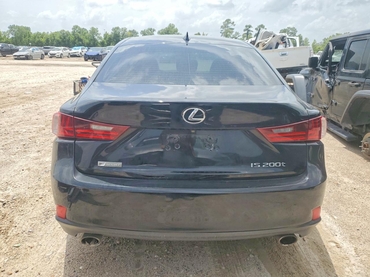 2016 Lexus Is 200T - zdjęcie 6