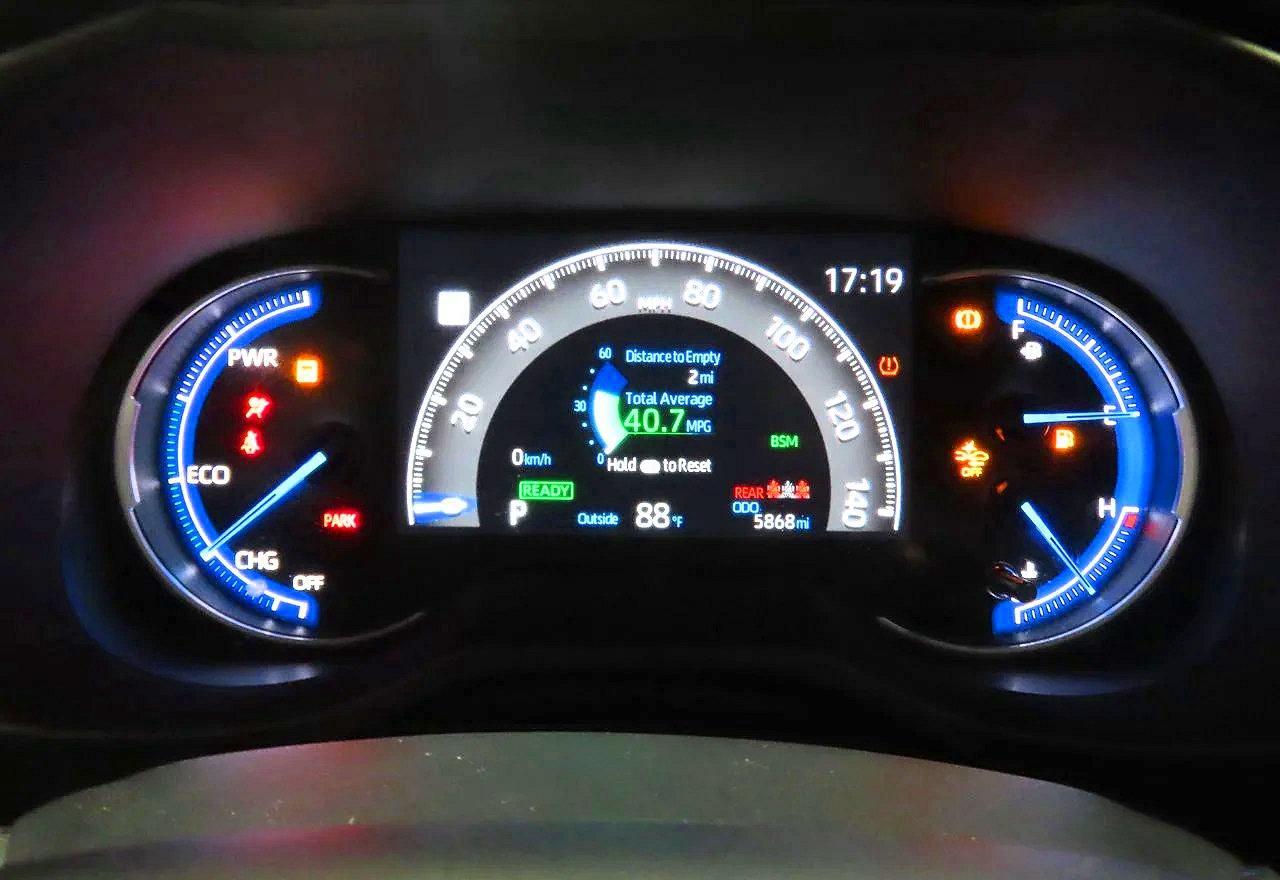 2025 Toyota Rav4 Hybrid Xle - zdjęcie 8