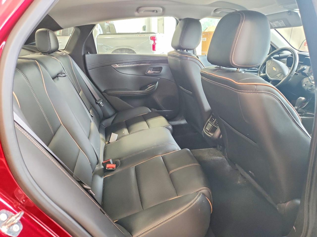 2018 Chevrolet Impala Premier - zdjęcie 10