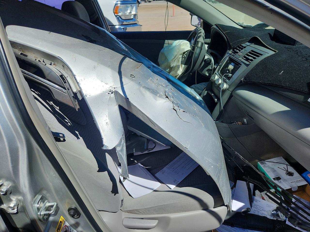 2013 Toyota Camry - zdjęcie 13