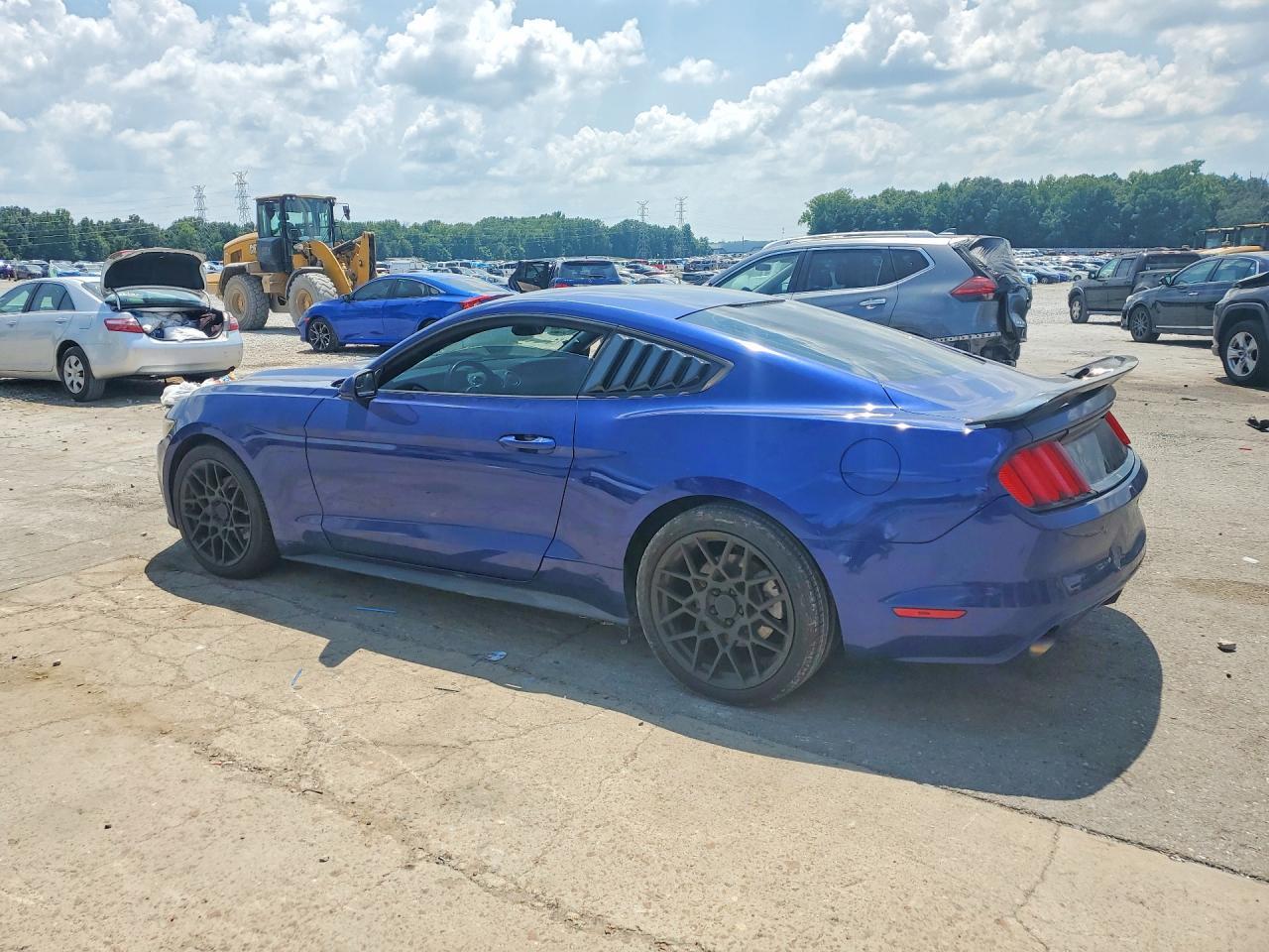 2016 Ford Mustang - zdjęcie 2
