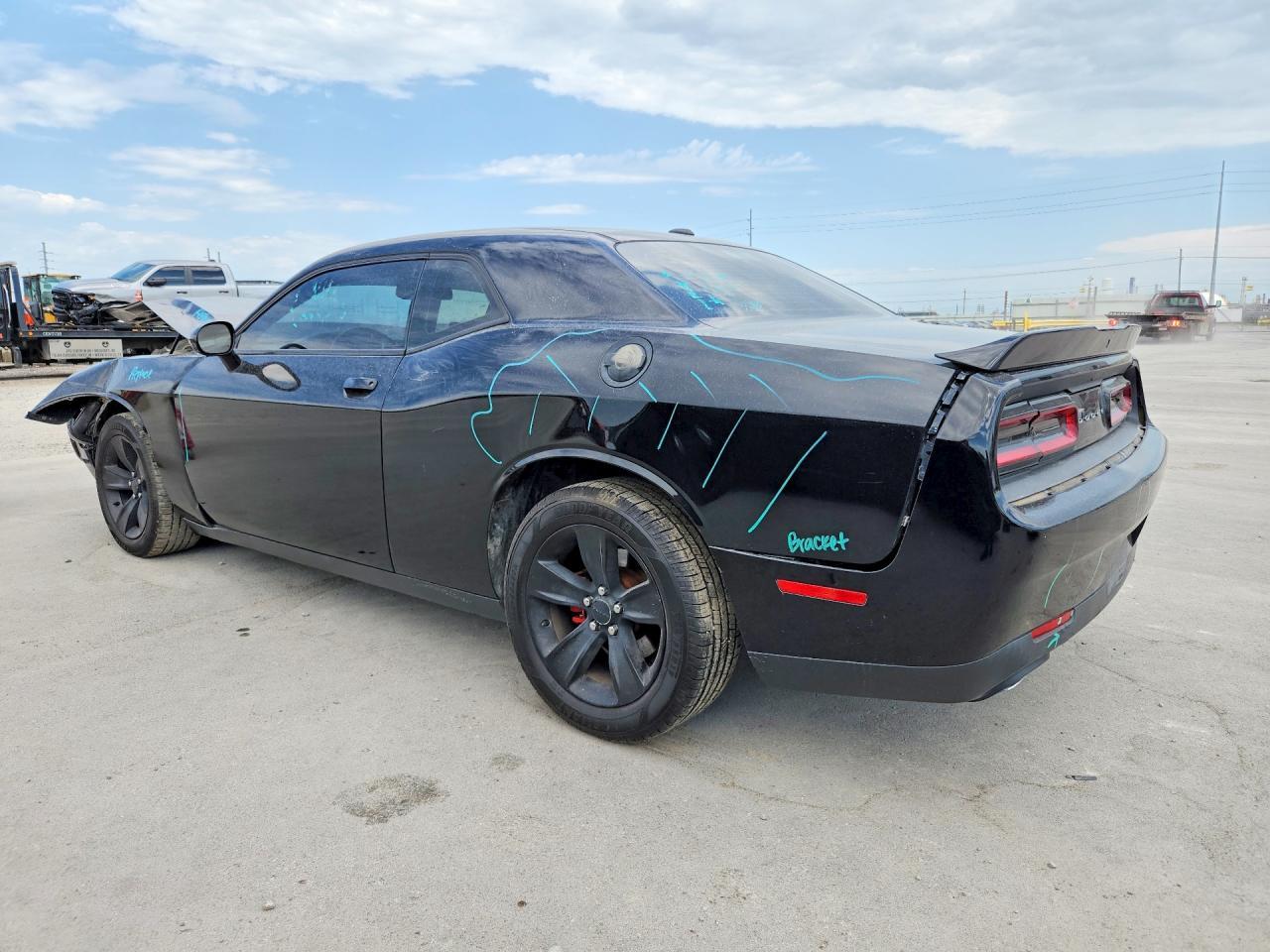 2019 Dodge Challenger Sxt - zdjęcie 2