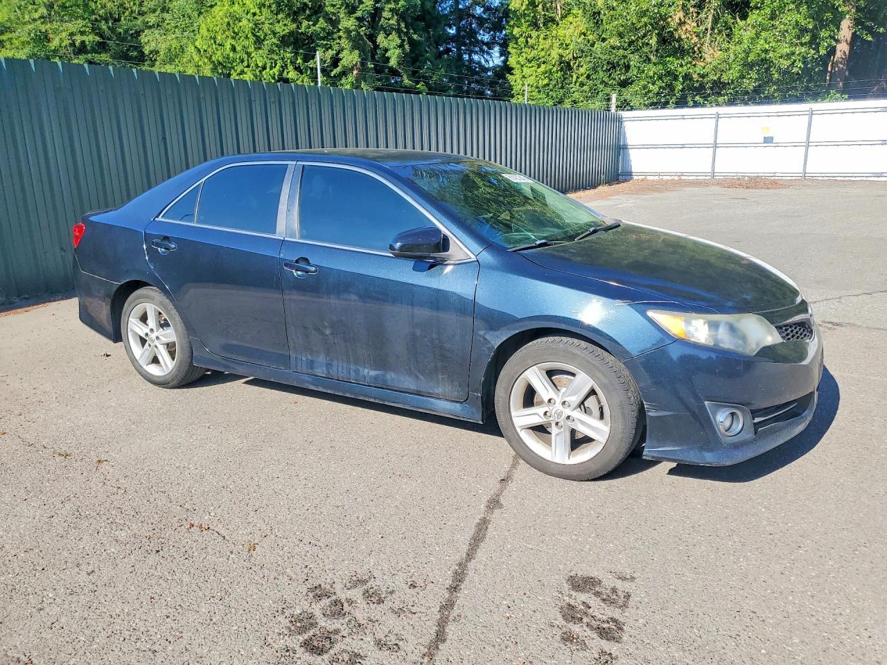 2014 Toyota Camry Se - zdjęcie 4