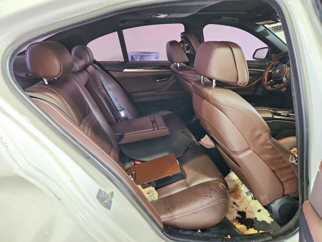 2015 BMW 550 Xi - zdjęcie 10