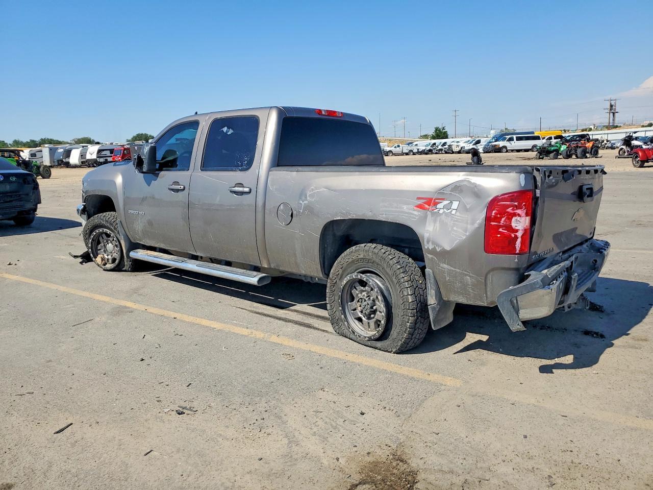 2013 Chevrolet Silverado K2500 Heavy Duty Ltz - zdjęcie 2