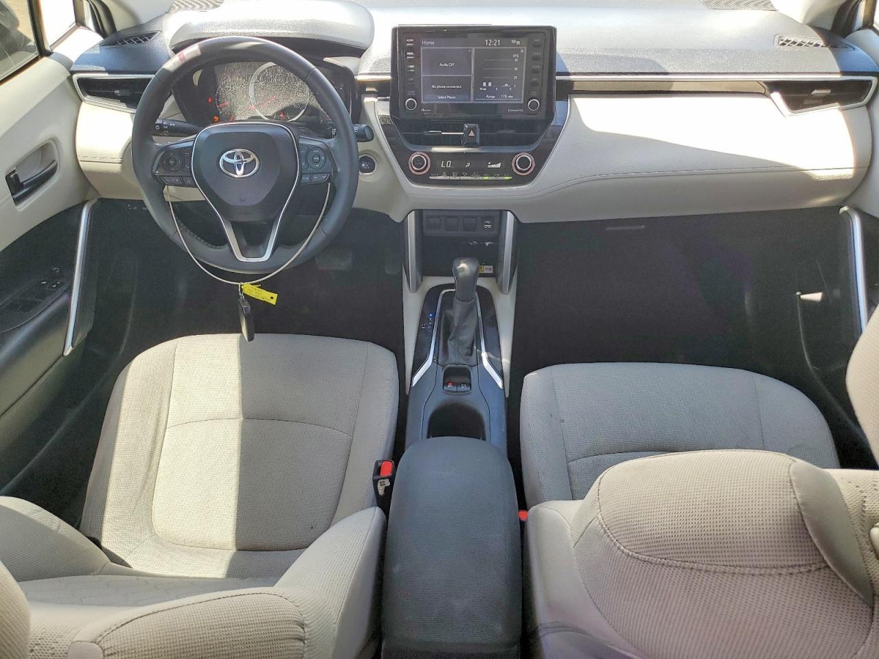 2022 Toyota Corolla Cross Le - zdjęcie 8