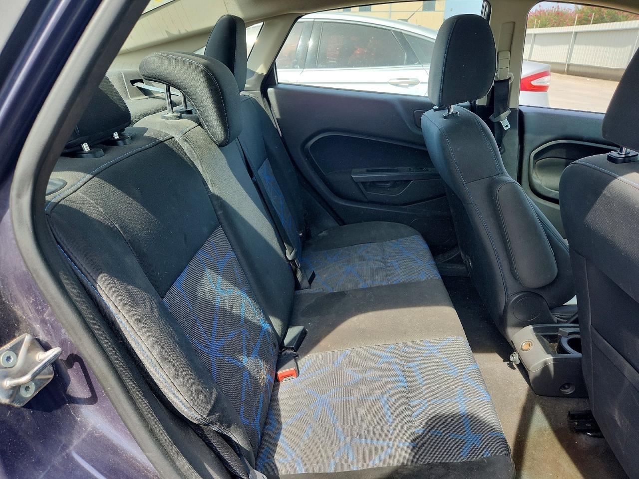 2013 Ford Fiesta Se - zdjęcie 10
