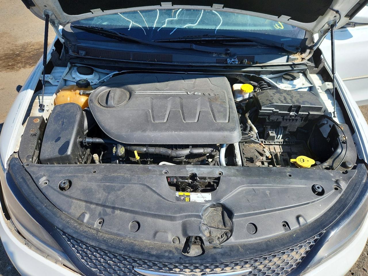 2016 Chrysler 200 S - zdjęcie 11