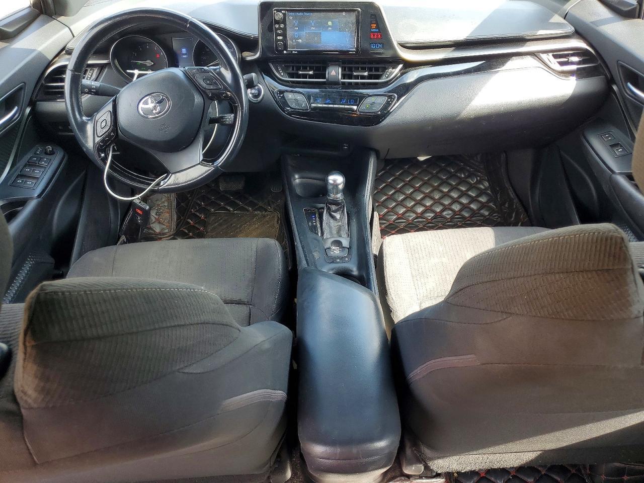 2018 Toyota C-Hr Xle - zdjęcie 8