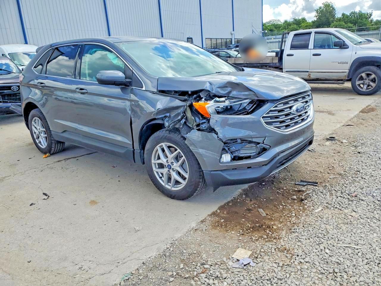 2022 Ford Edge Sel - zdjęcie 4
