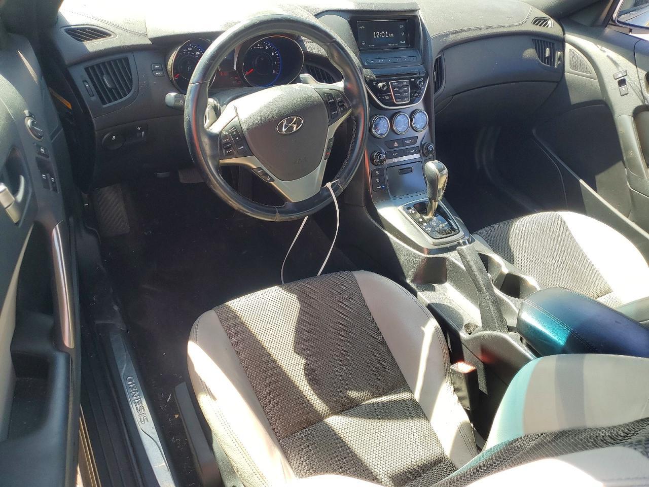 2016 Hyundai Genesis Coupe 3.8L - zdjęcie 8