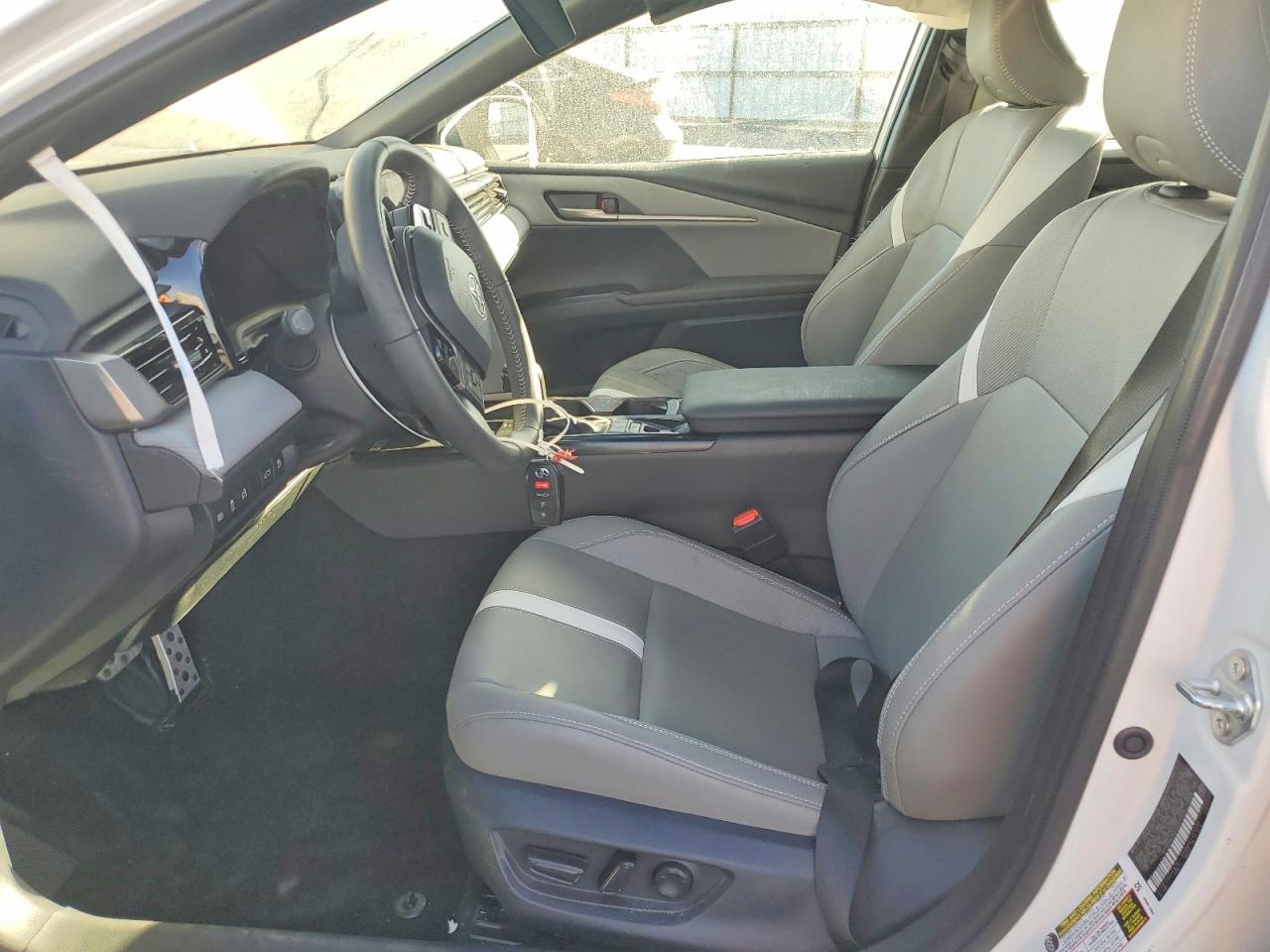 2026 Toyota Camry Se - zdjęcie 7