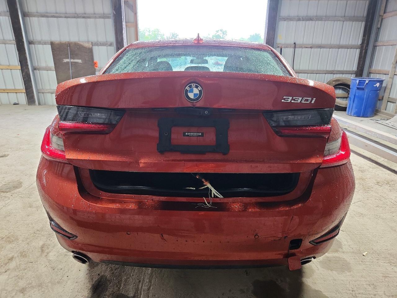 2021 BMW 330I - zdjęcie 6