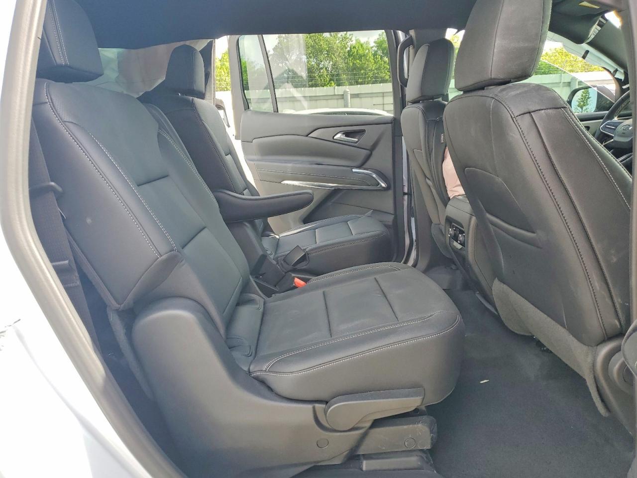 2026 Chevrolet Traverse Lt - zdjęcie 11