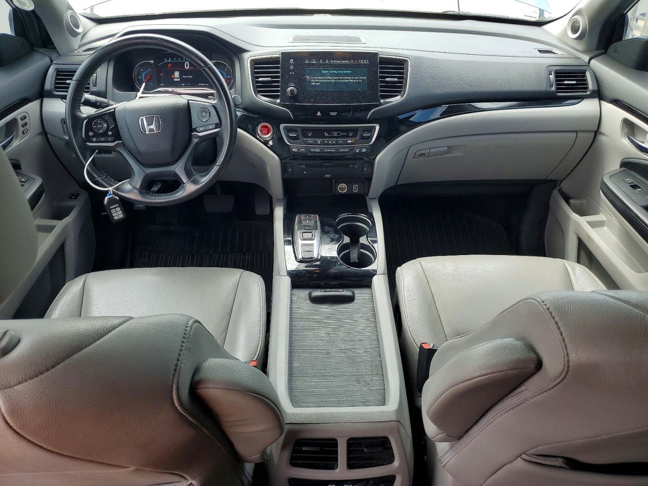 2022 Honda Pilot Touring - zdjęcie 8