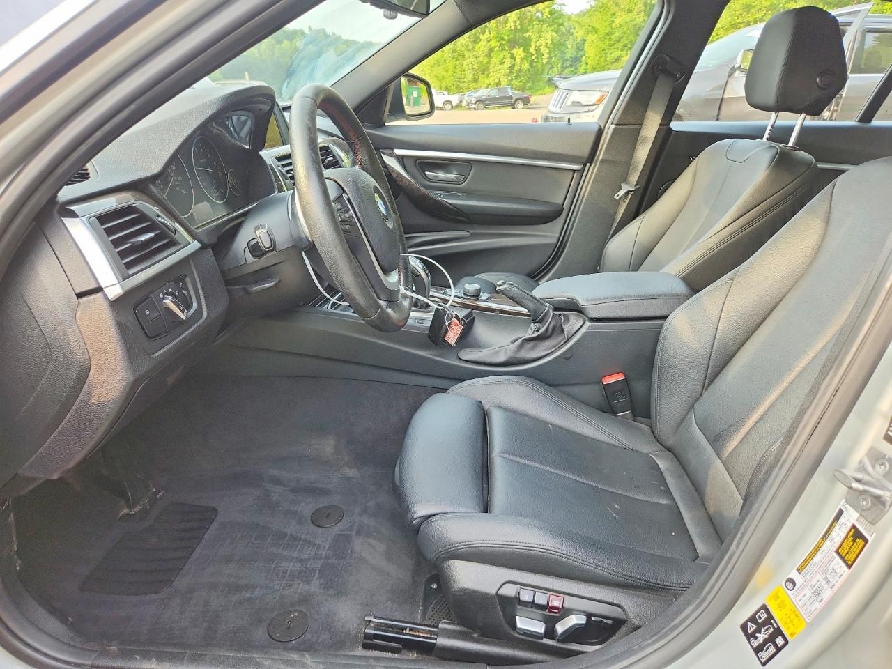 2016 BMW Seria 3 328i - zdjęcie 7