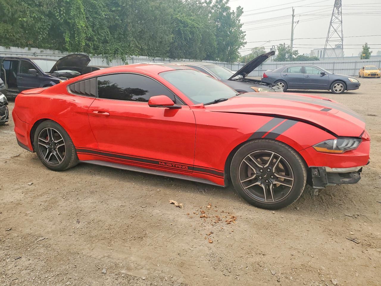 2018 Ford Mustang - zdjęcie 4