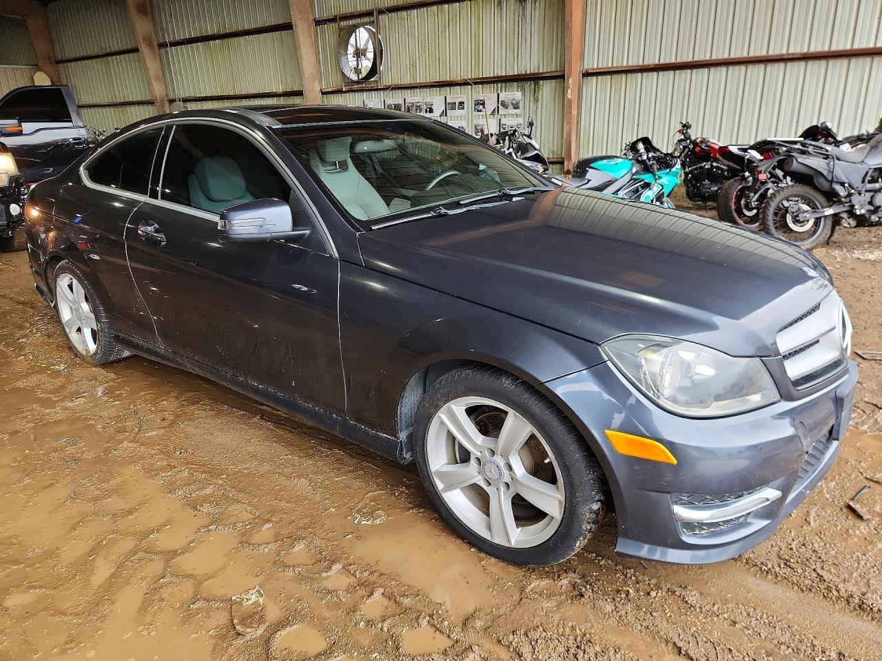 2013 Mercedes-Benz C 250 - zdjęcie 4