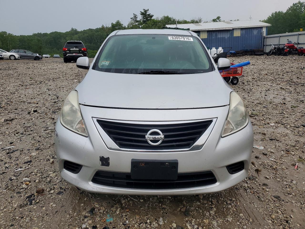 2013 Nissan Versa 1.6 S - zdjęcie 5