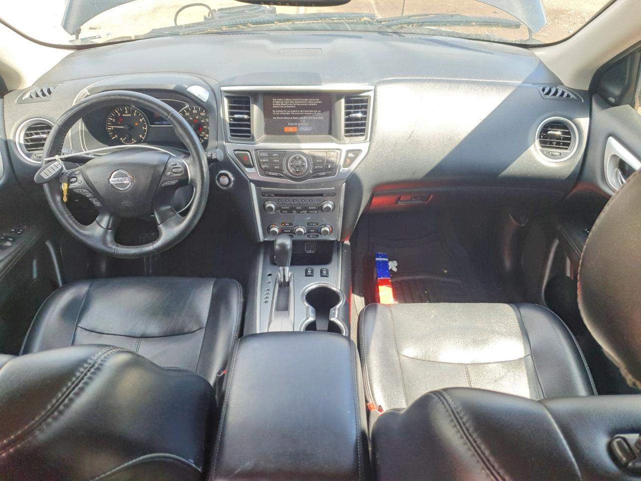 2020 Nissan Pathfinder Sl - zdjęcie 8