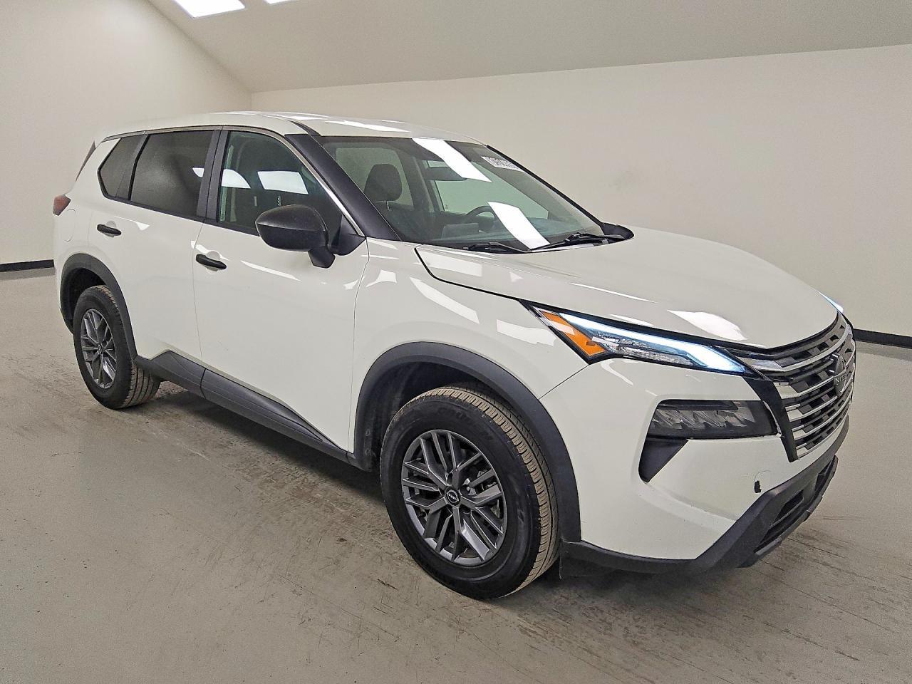 2024 Nissan Rogue S - zdjęcie 4