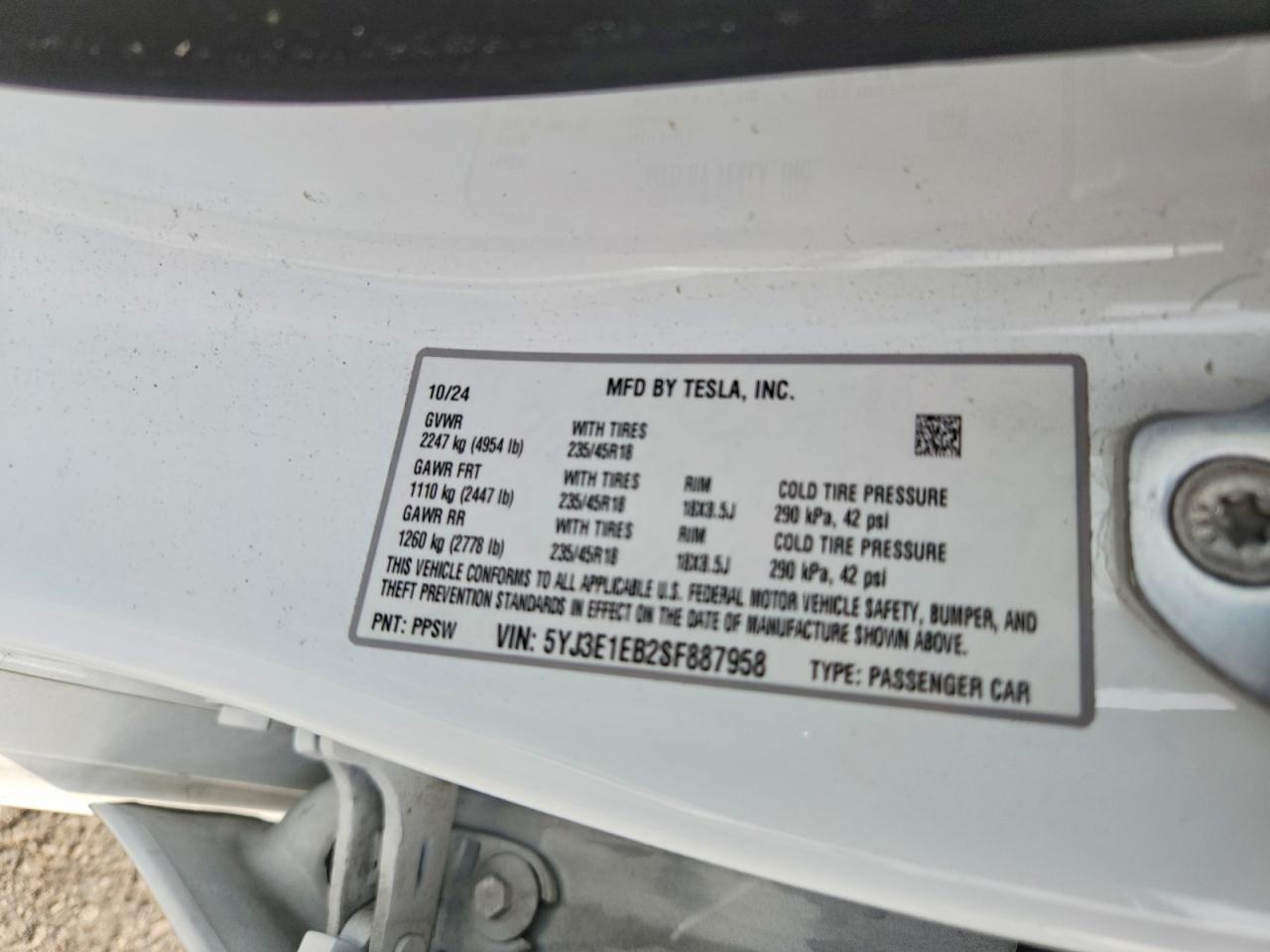 2025 Tesla Model 3 - zdjęcie 12