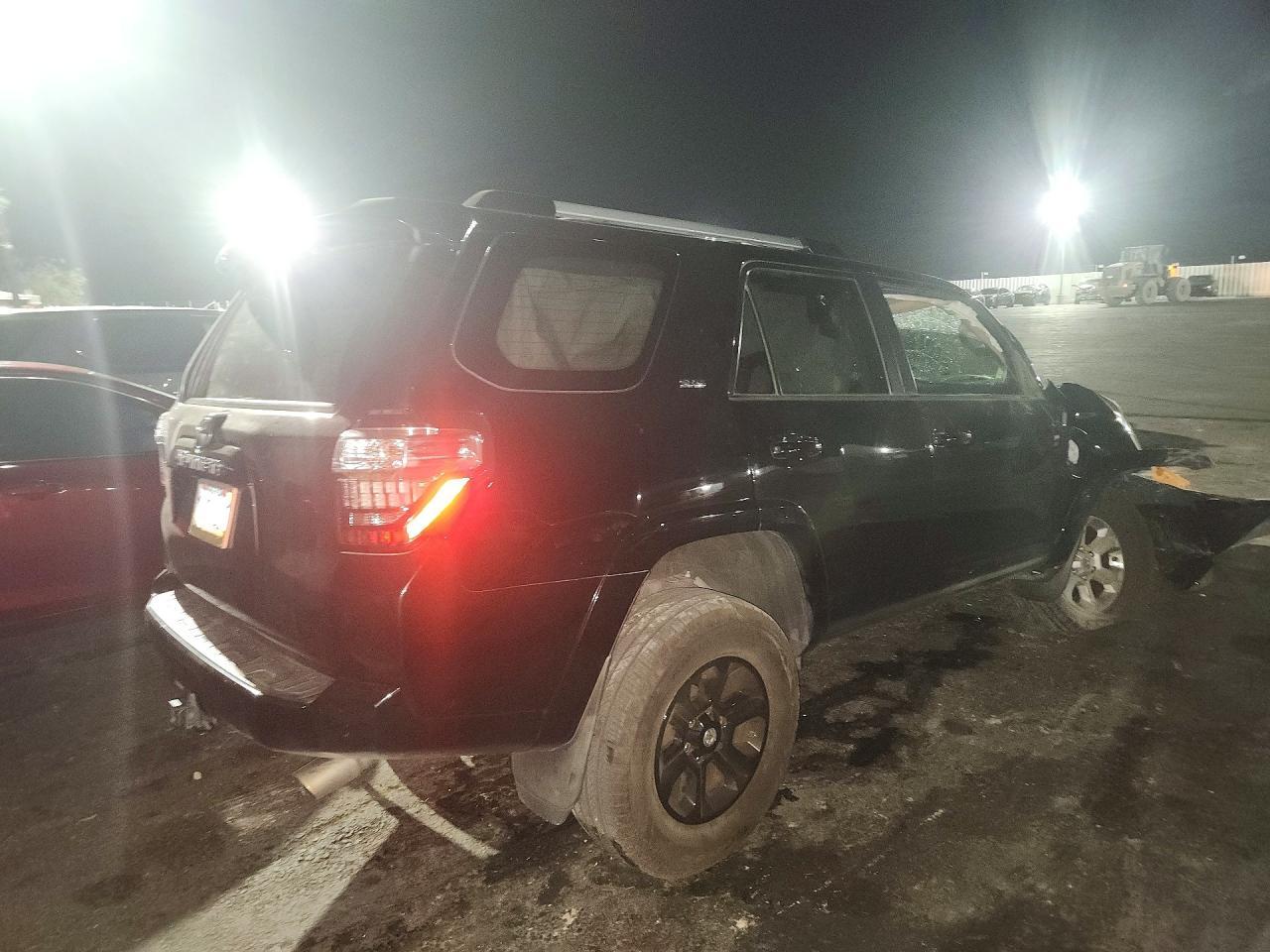 2020 Toyota 4Runner Base Grade - zdjęcie 3