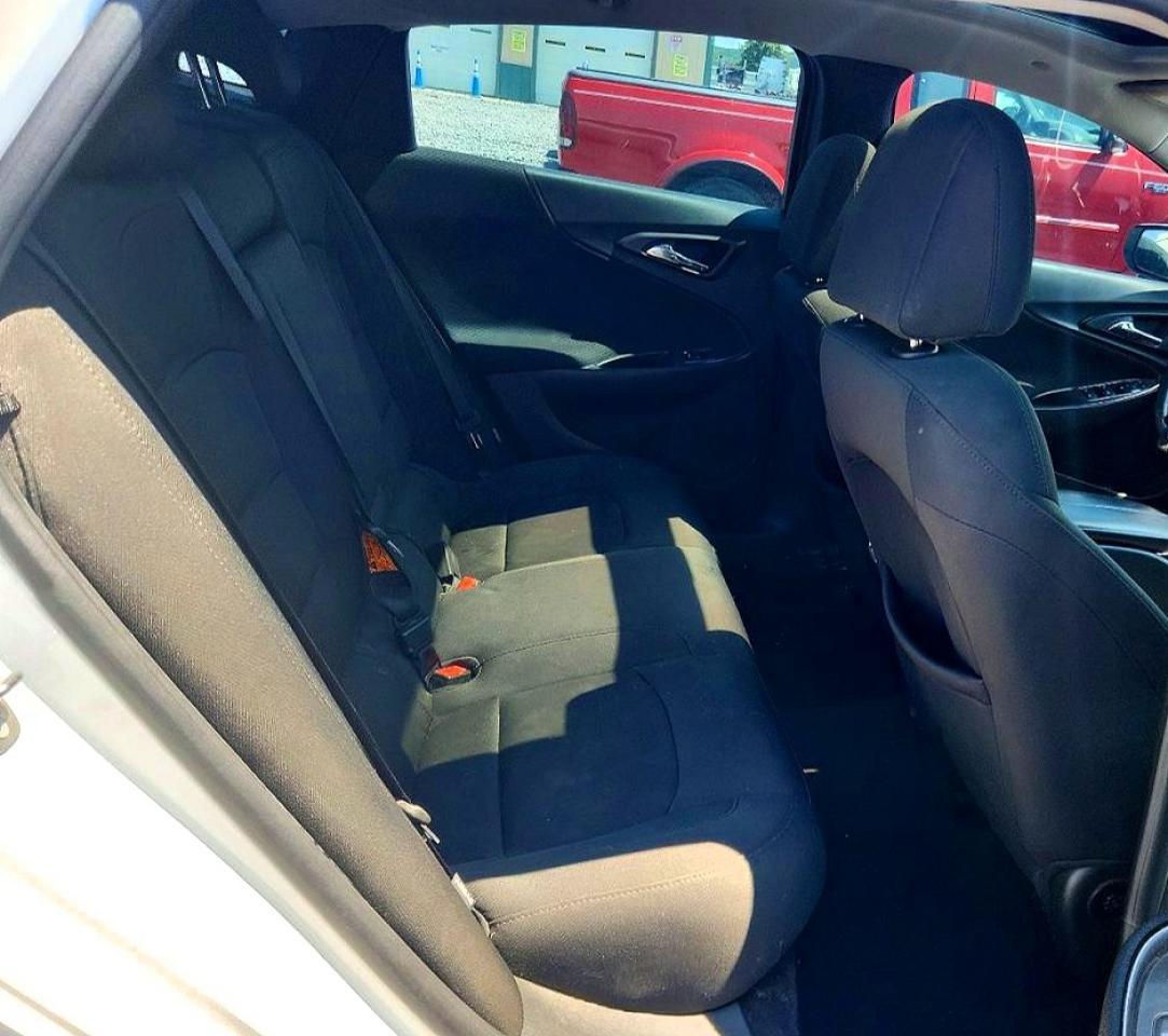2016 Chevrolet Malibu Lt - zdjęcie 10