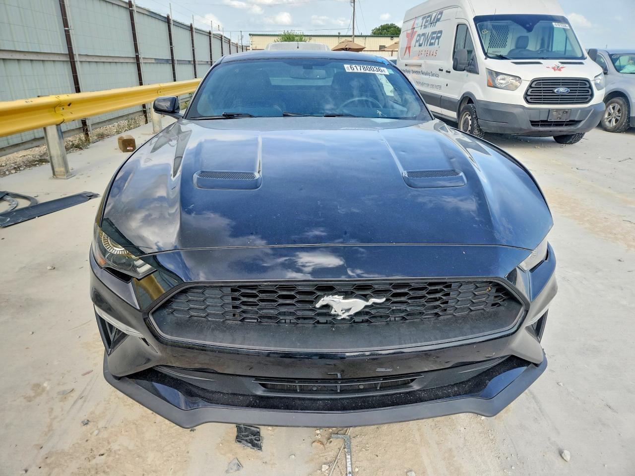 2019 Ford Mustang - zdjęcie 5