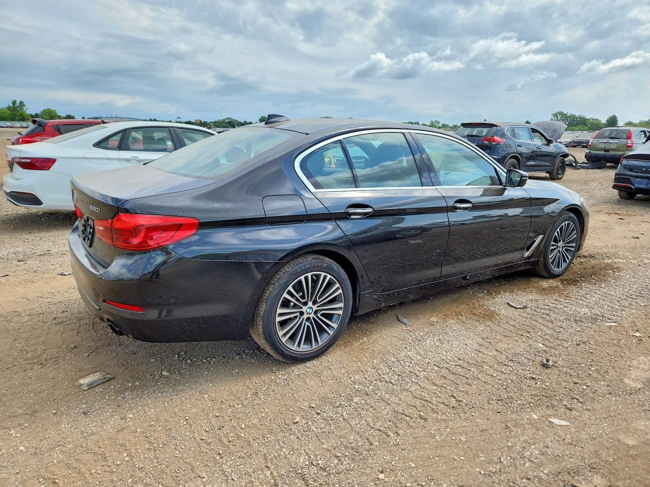 2017 BMW Seria 5 530i - zdjęcie 3