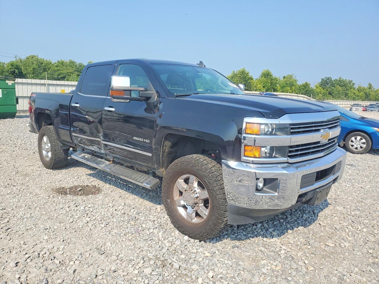 2015 Chevrolet Silverado - zdjęcie 4