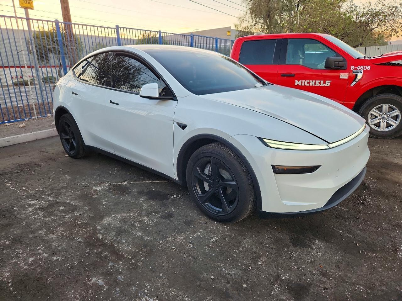 2026 Tesl Model Y - zdjęcie 4