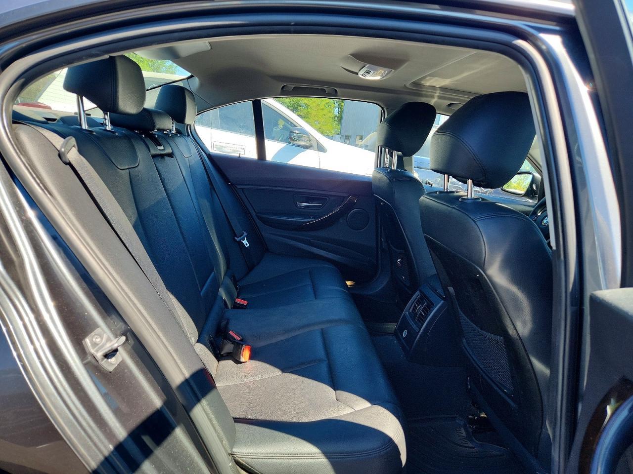 2015 BMW 328 Xi Sulev - zdjęcie 10