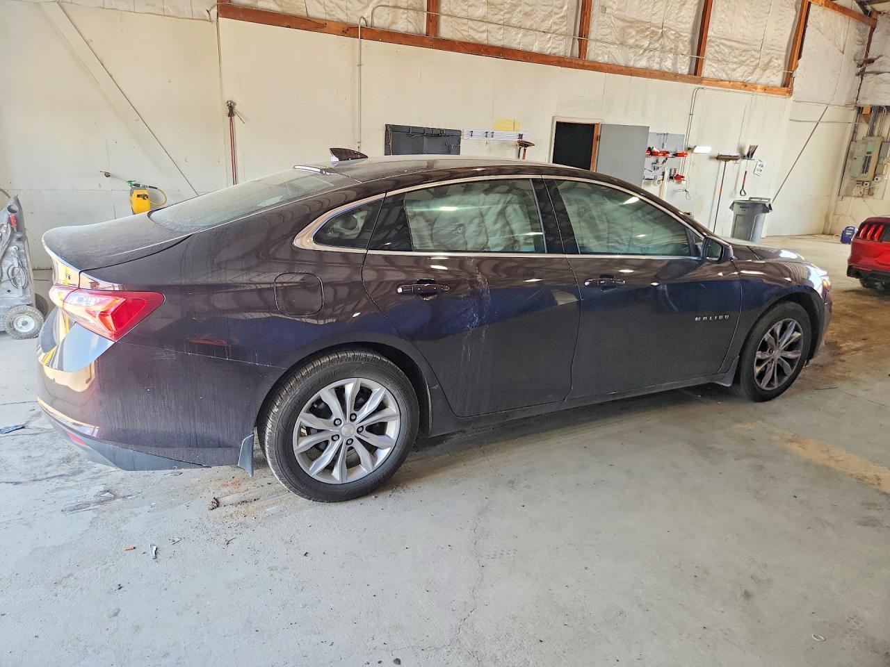 2020 Chevrolet Malibu Lt - zdjęcie 3