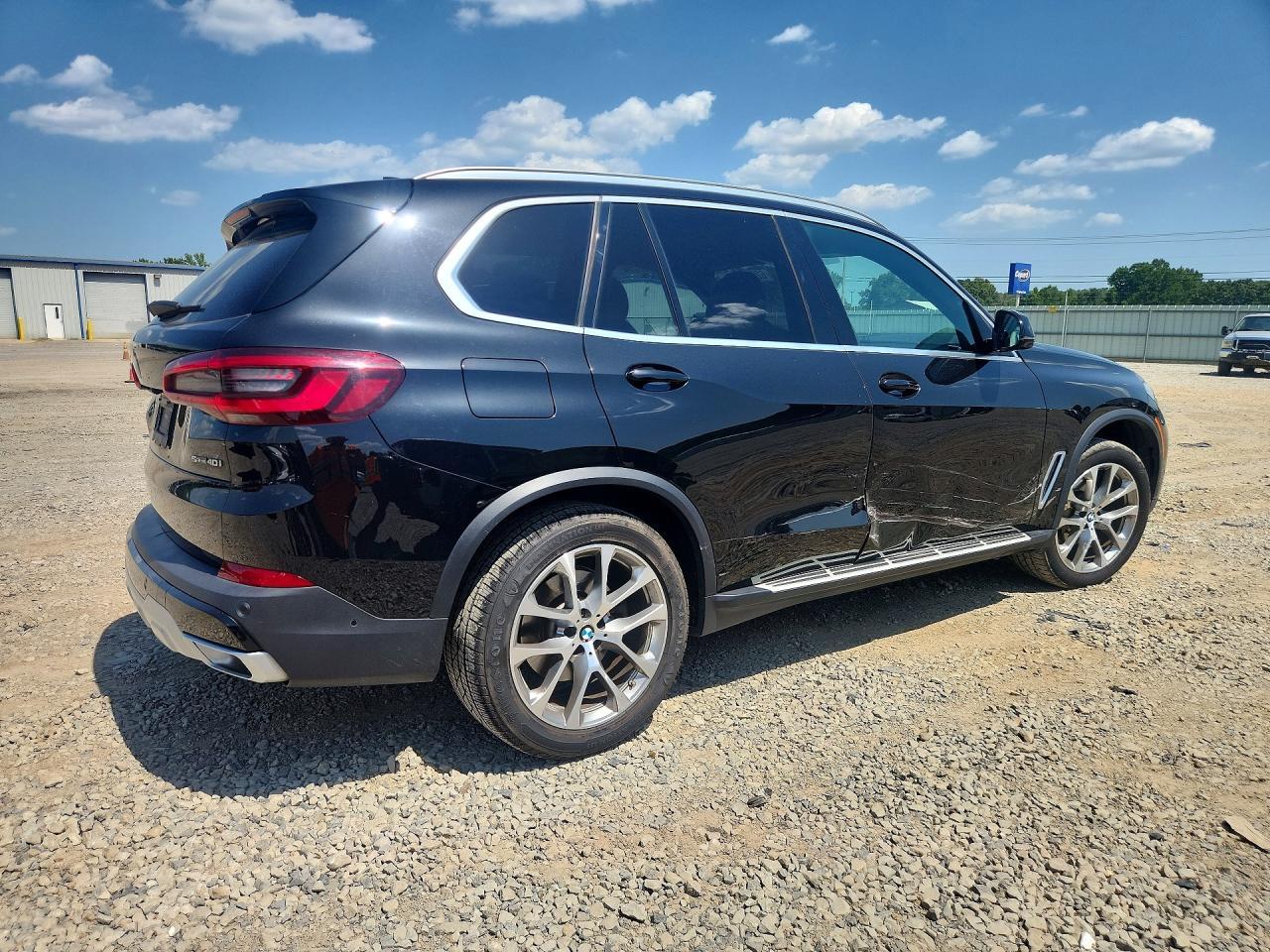 2023 BMW X5 Sdrive 40I - zdjęcie 3