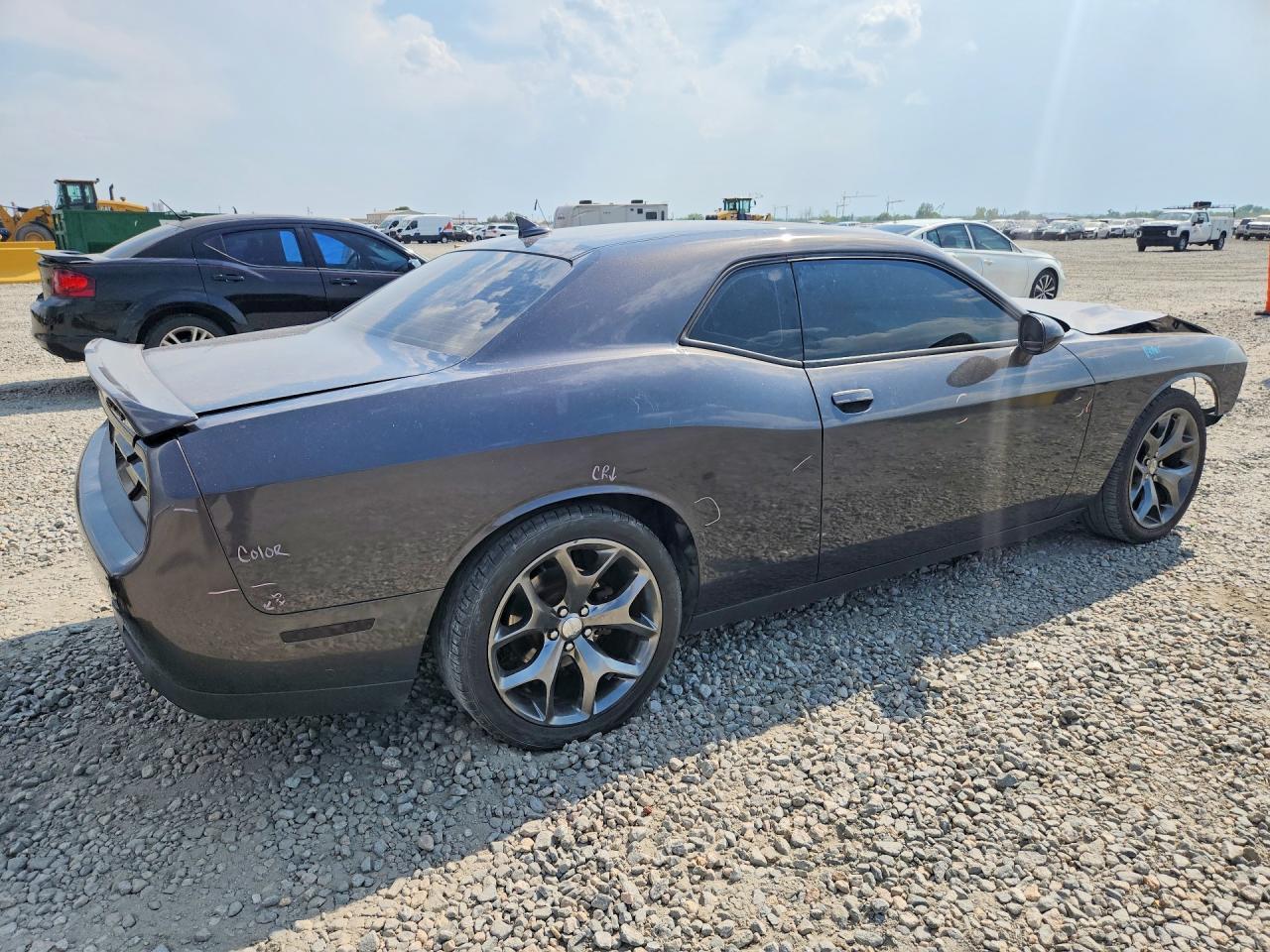 2016 Dodge Challenger R - zdjęcie 3
