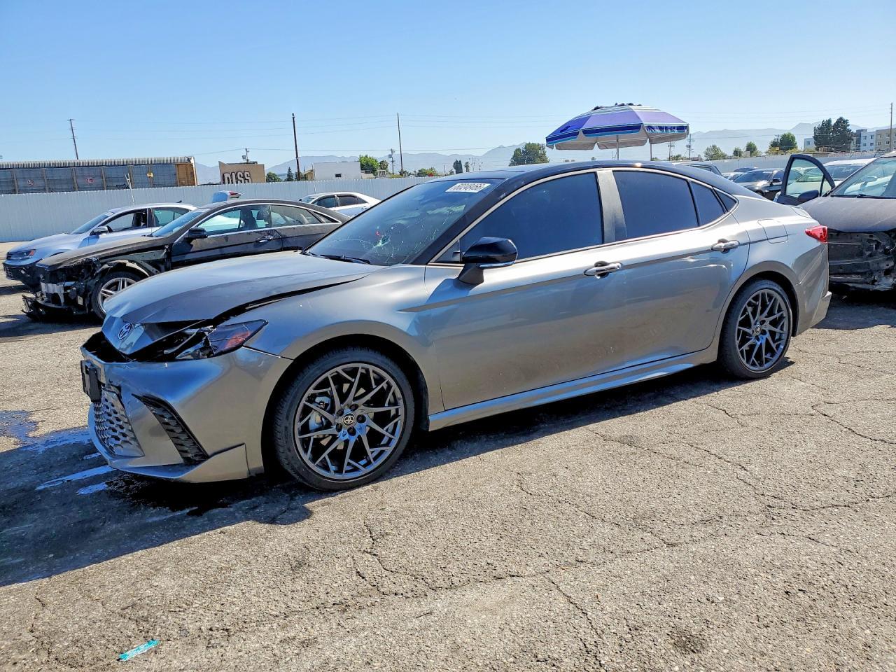 2026 Toyota Camry Xse - zdjęcie główne