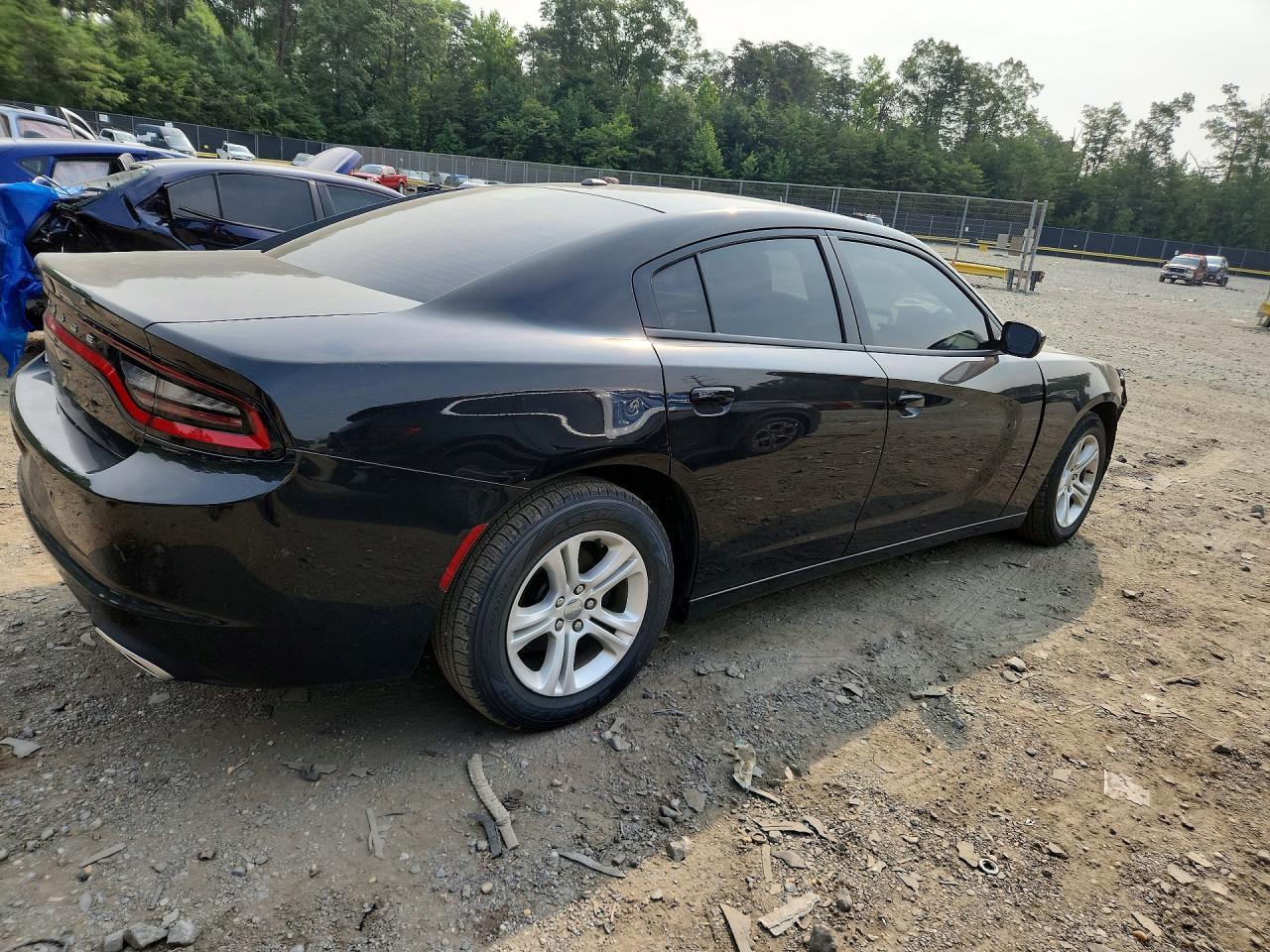 2020 Dodge Charger Sxt - zdjęcie 3
