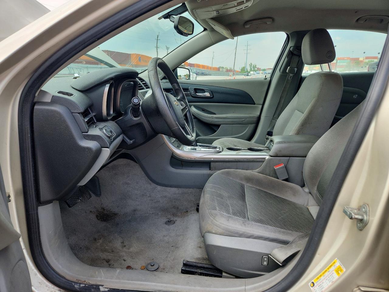 2013 Chevrolet Malibu Ls - zdjęcie 7