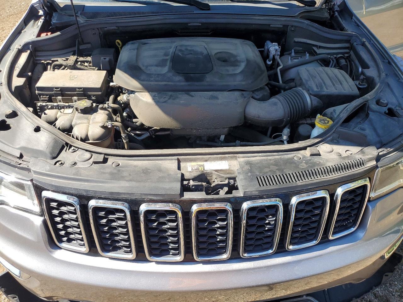 2019 Jeep Grand Cherokee Limited - zdjęcie 12