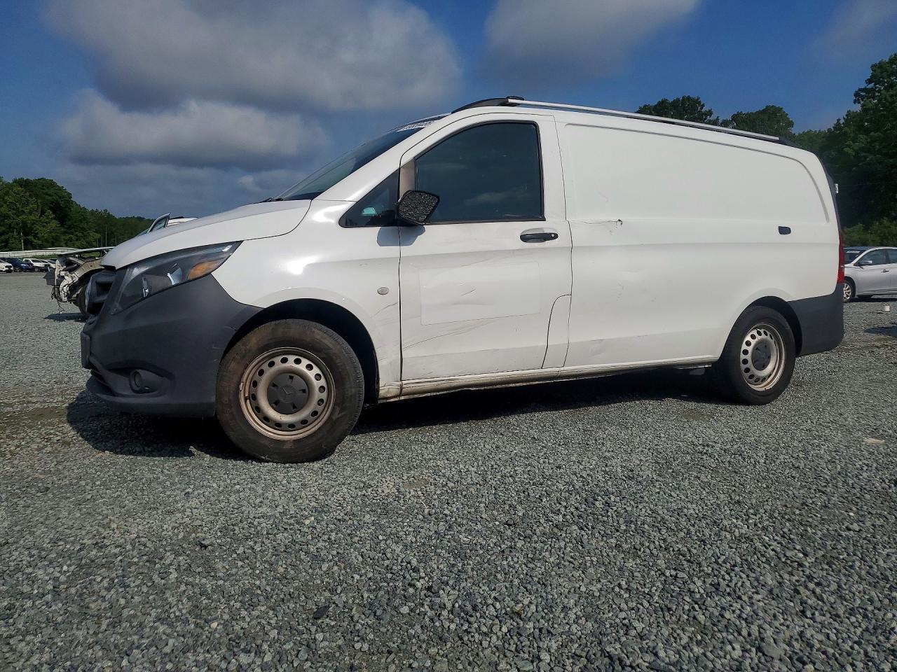 2022 Mercedes-Benz Metris - zdjęcie główne