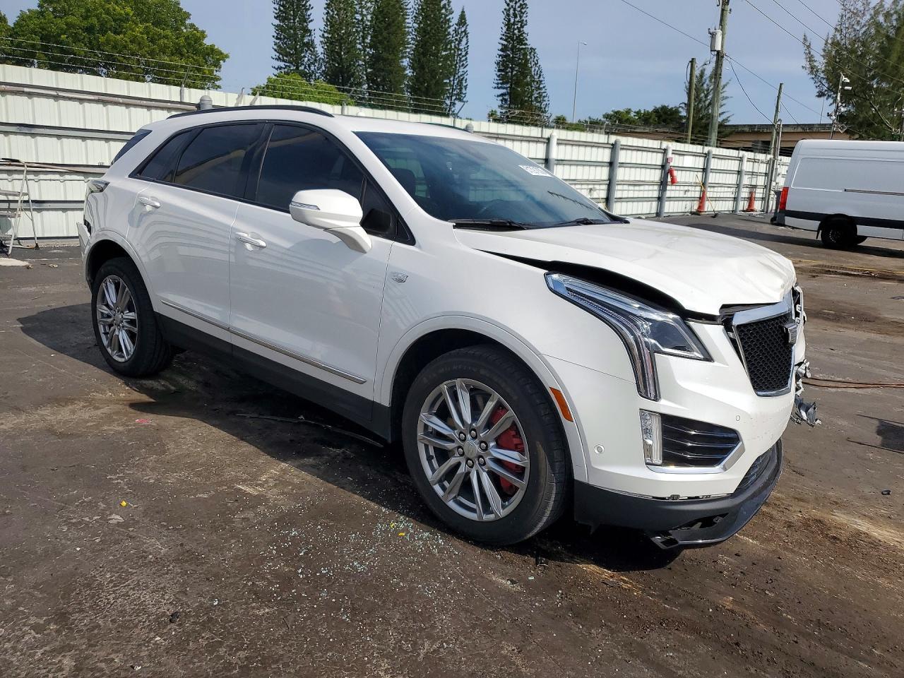 2024 Cadillac Xt5 Sport - zdjęcie 4