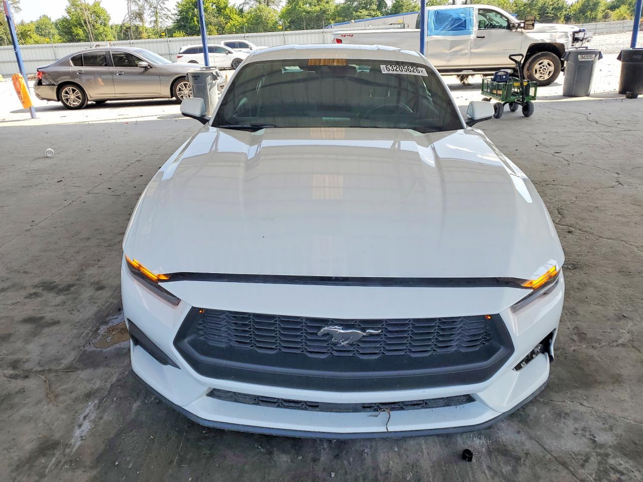 2025 Ford Mustang - zdjęcie 5