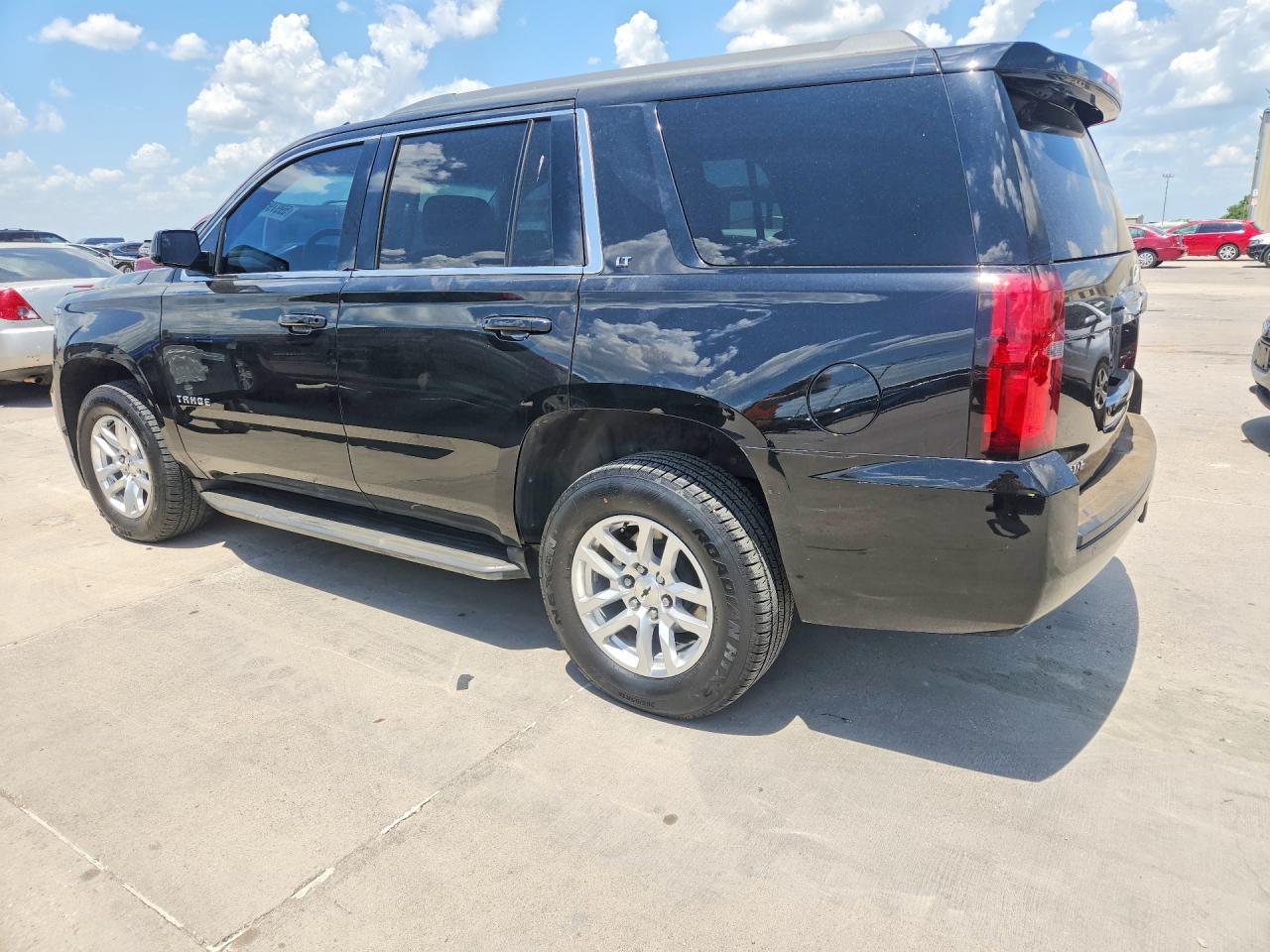 2015 Chevrolet Tahoe C1500 Lt - zdjęcie 2