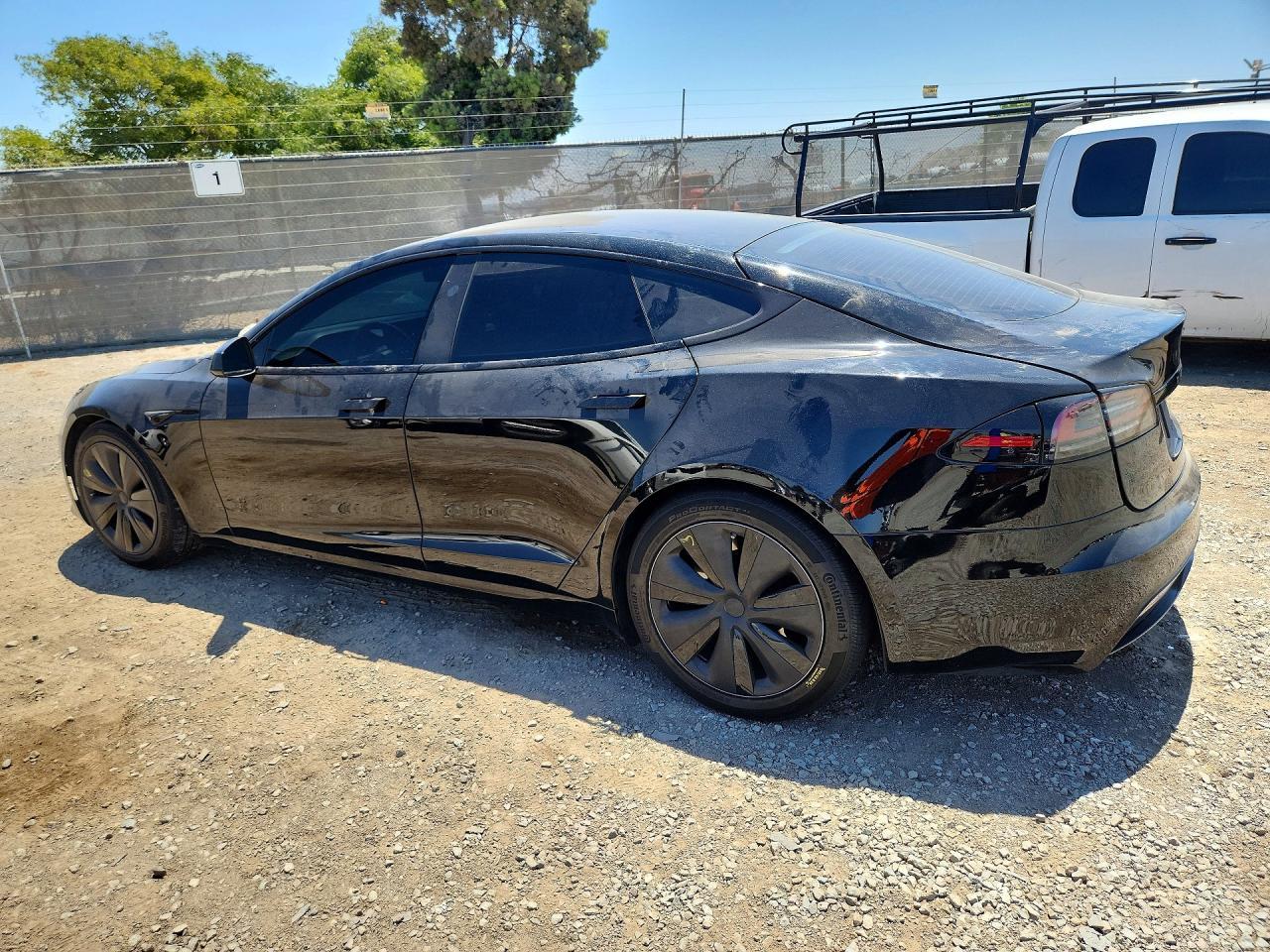 2024 Tesla Model S - zdjęcie 2